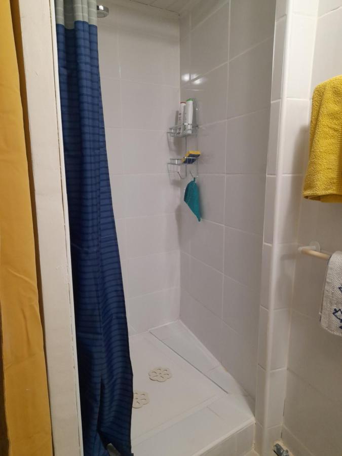 Les Melias T1 Apartman Roujan Kültér fotó