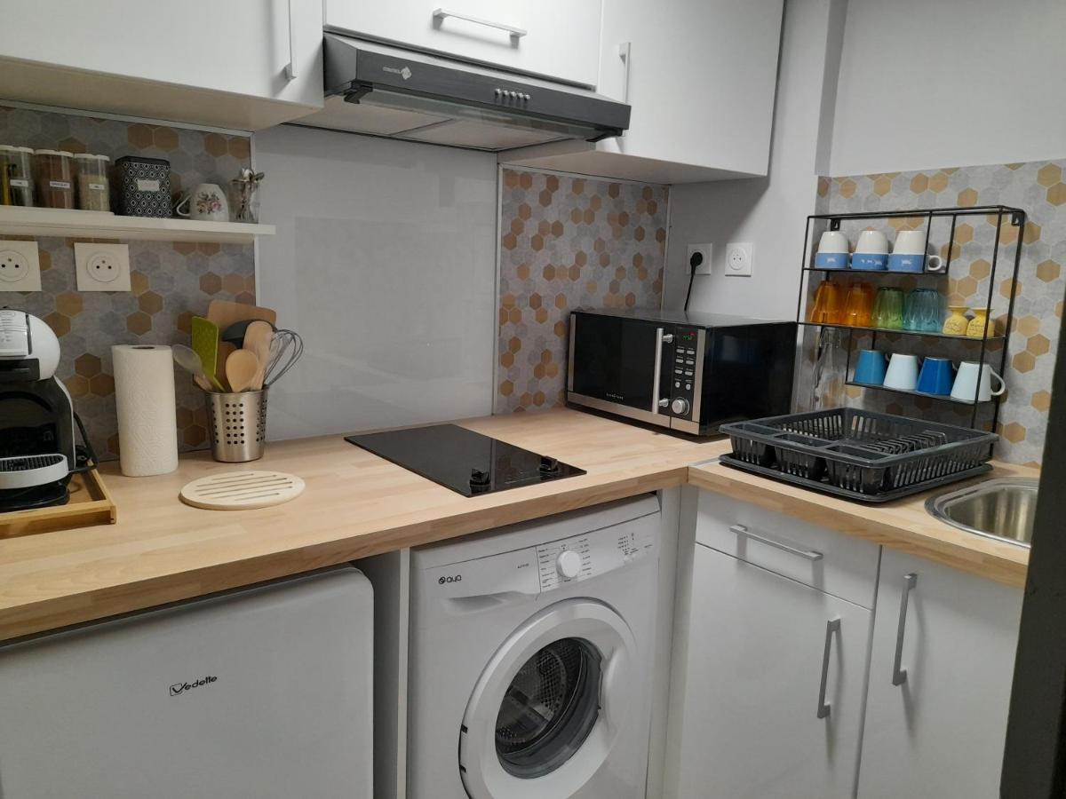 Les Melias T1 Apartman Roujan Kültér fotó